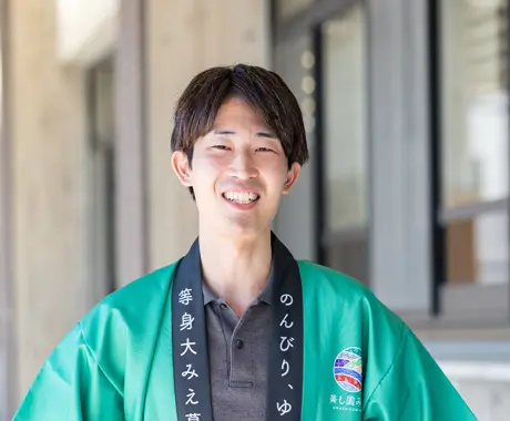 芝山さん